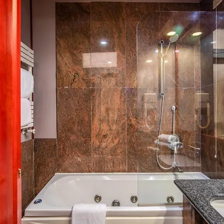 Castro Pretorio 64 Easy